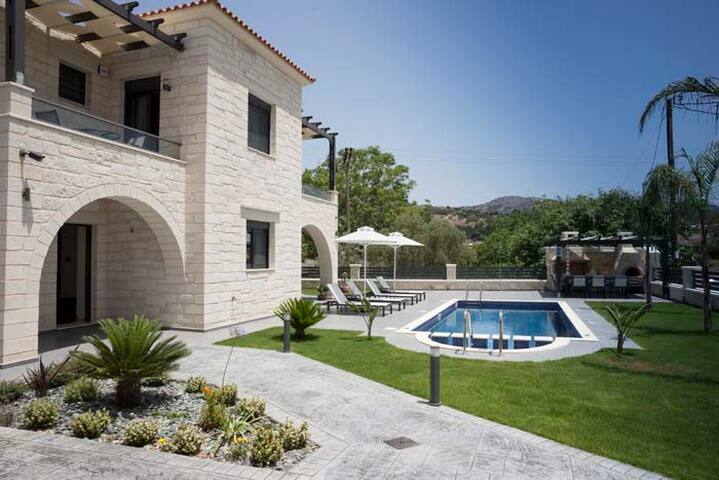 Villa Almyrida gallery image 5