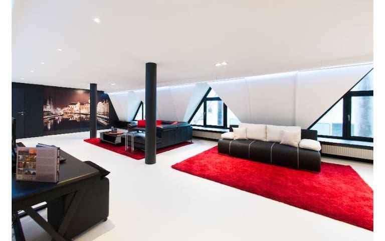 Deluxe Suite Apartment 6P Lord of Ghent