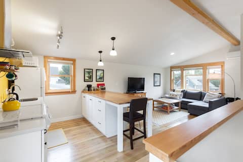 The Nest: Very Clean & Peaceful N Portland Studio