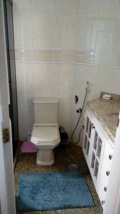 Banheiro quarto solteiro