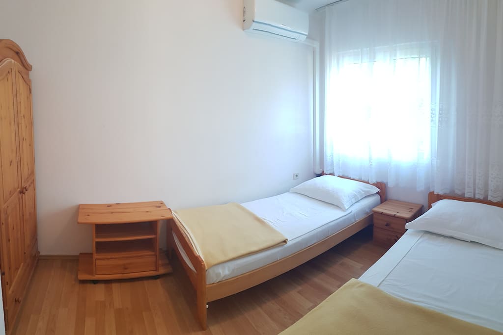Relax on 2 meters long beds