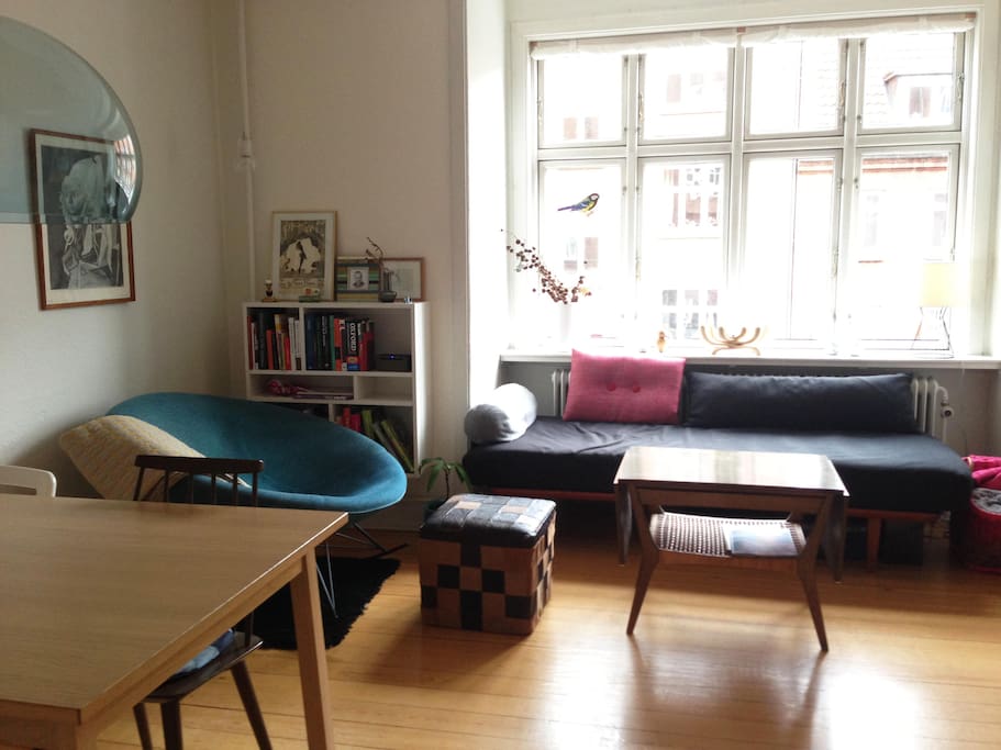 Living room w. daybed