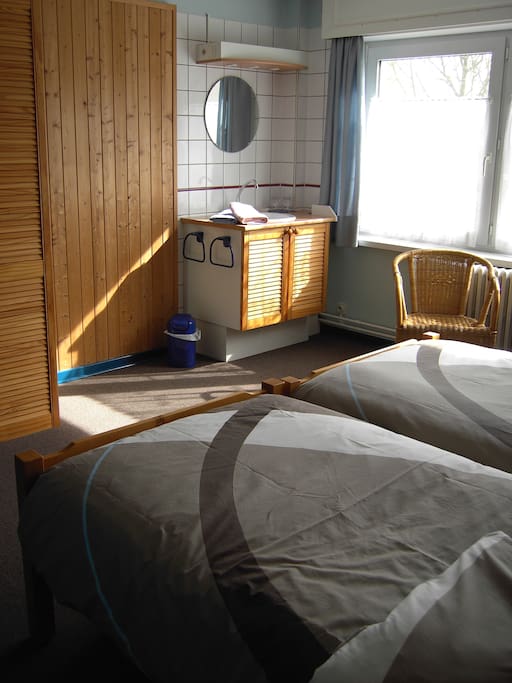 In each room there is a sink, room 3