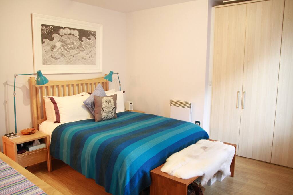 Master bedroom with King (UK) bed
