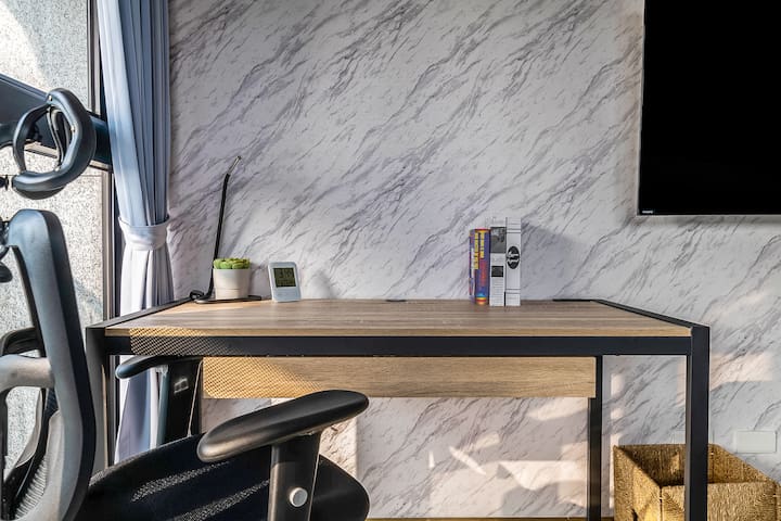 High Floor New Bldg | 5★ Ximending, Stunning Views gallery image 2