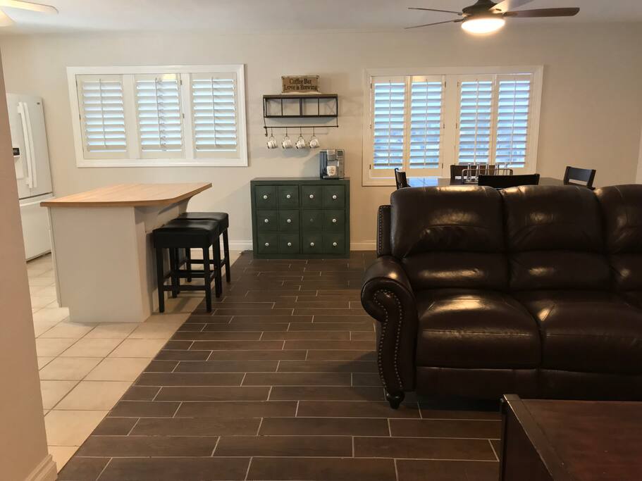 Coffee bar