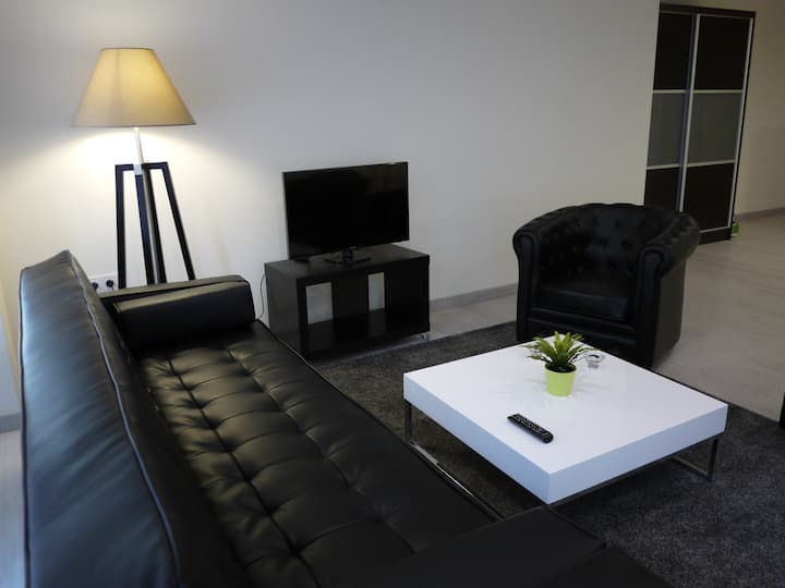 Large Modern Loft Next To Postiguet Beach - Alicante