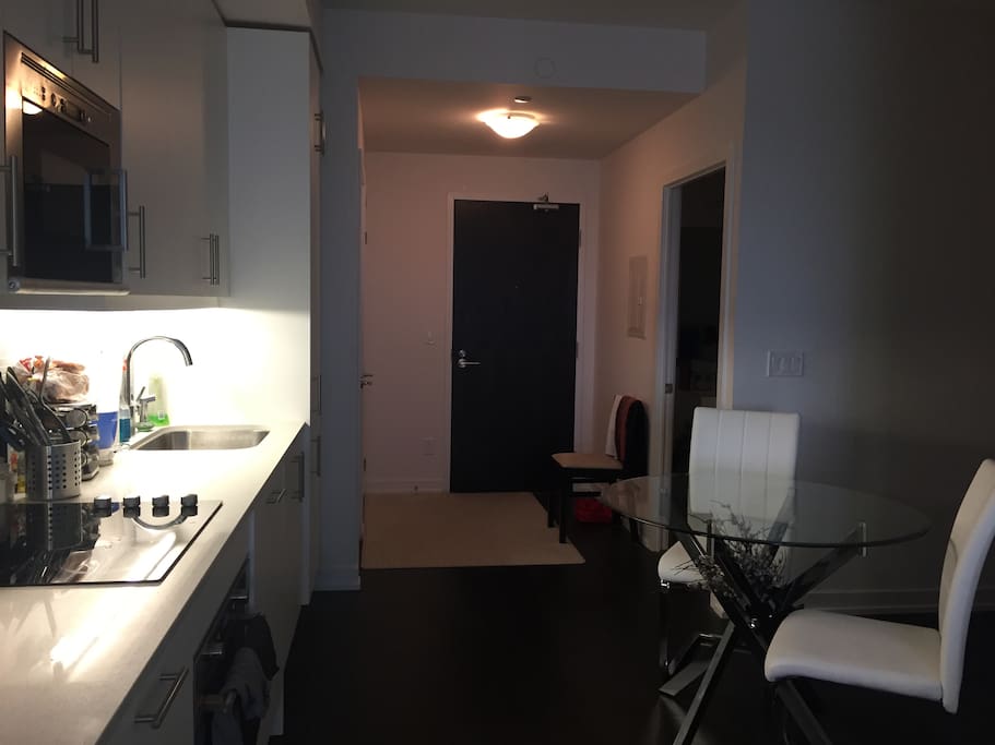 Kitchen/Dining Area