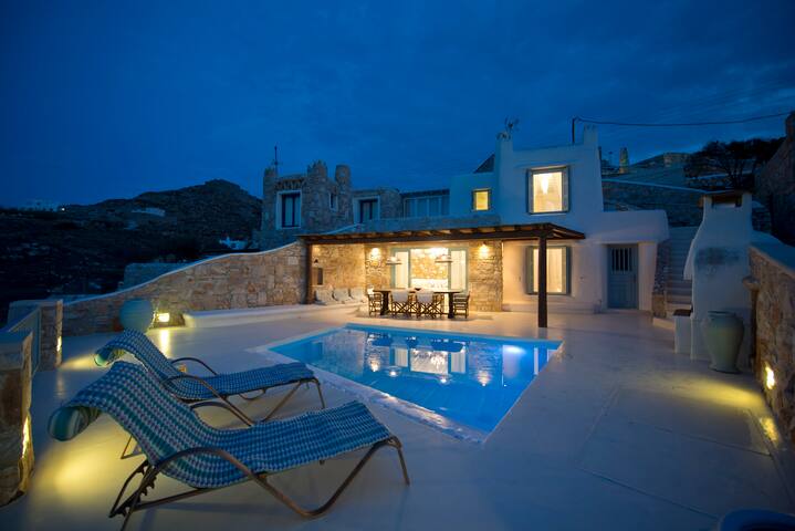 Villa Altera Pars, by Mykonos Rocky Villas gallery image 3