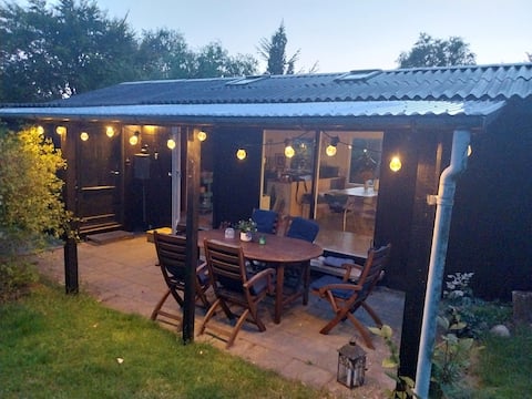 Cozy house, close to the beach