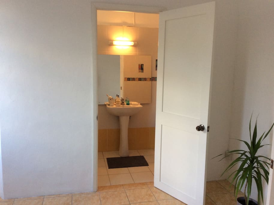 Ensuite