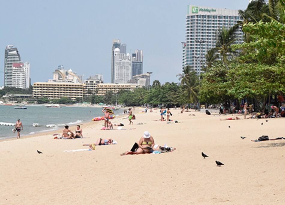 Just 2-3 minuets walk to the beach