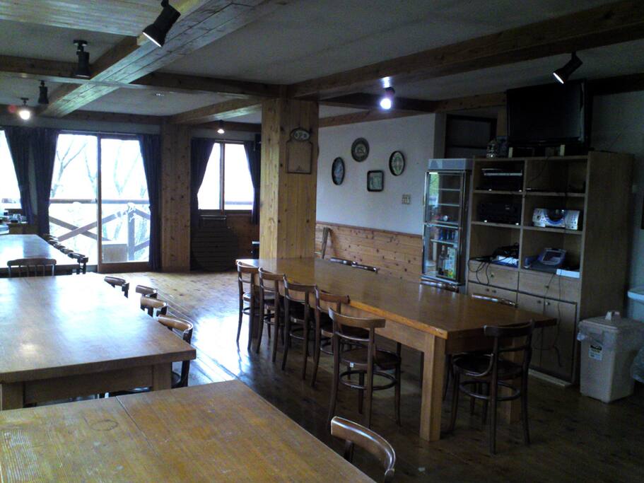 Dining room has 30chairs