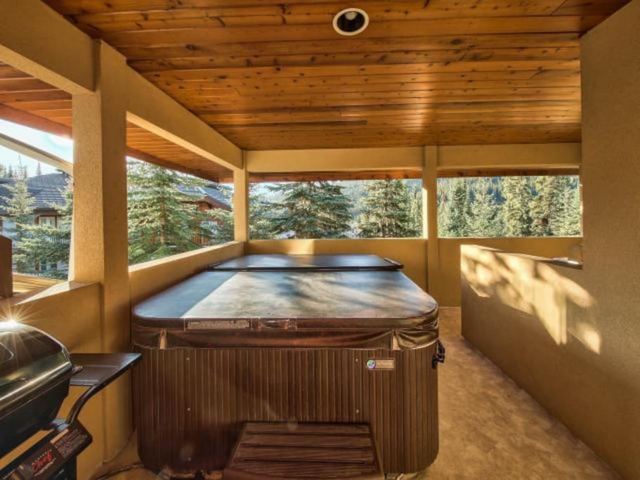 Hot tub