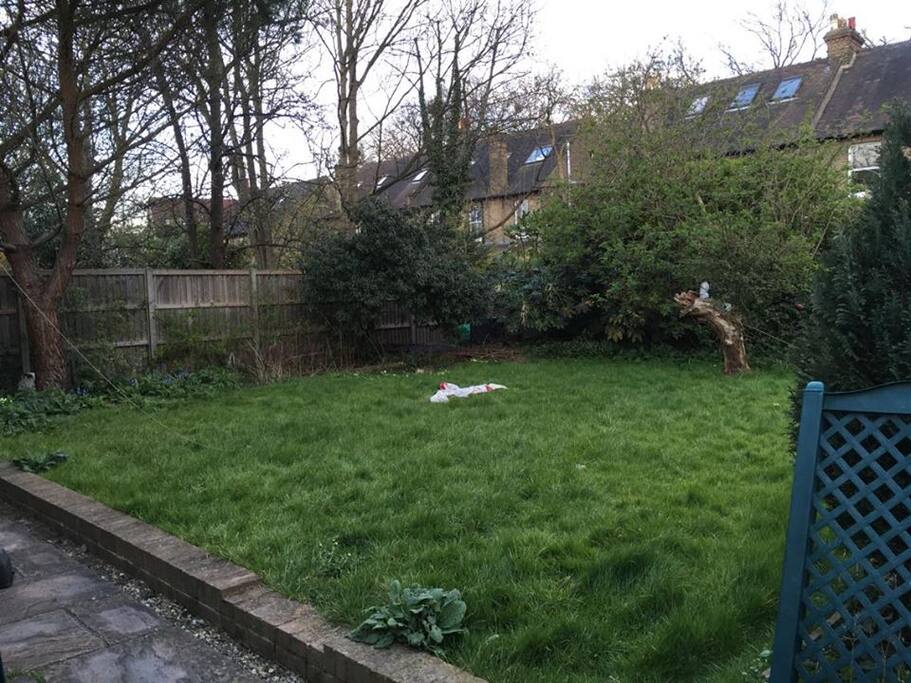 Huge Garden all to yourselves