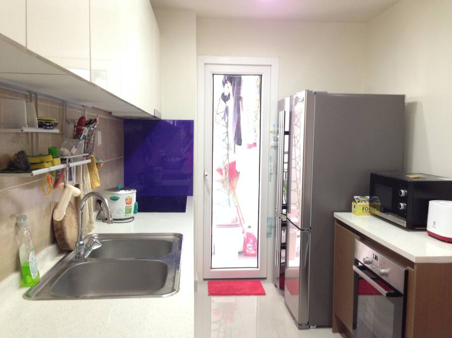 Huge (580l) fridge, oven, micro-wave, rice cooker, toaster, induction cooking... and everything else you can find.