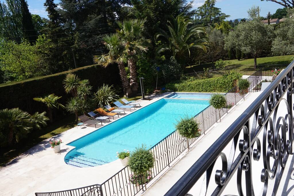 Heated Swimming Pool.