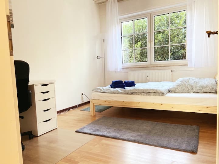 Zimmer4v4, Berufstätigenwg Mit Terrasse(wal9 Eg) - Karlsruhe