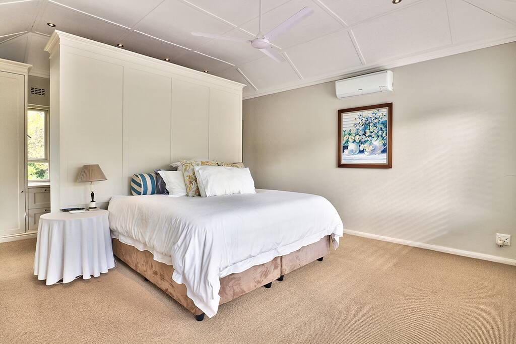 Main bedroom ensuite