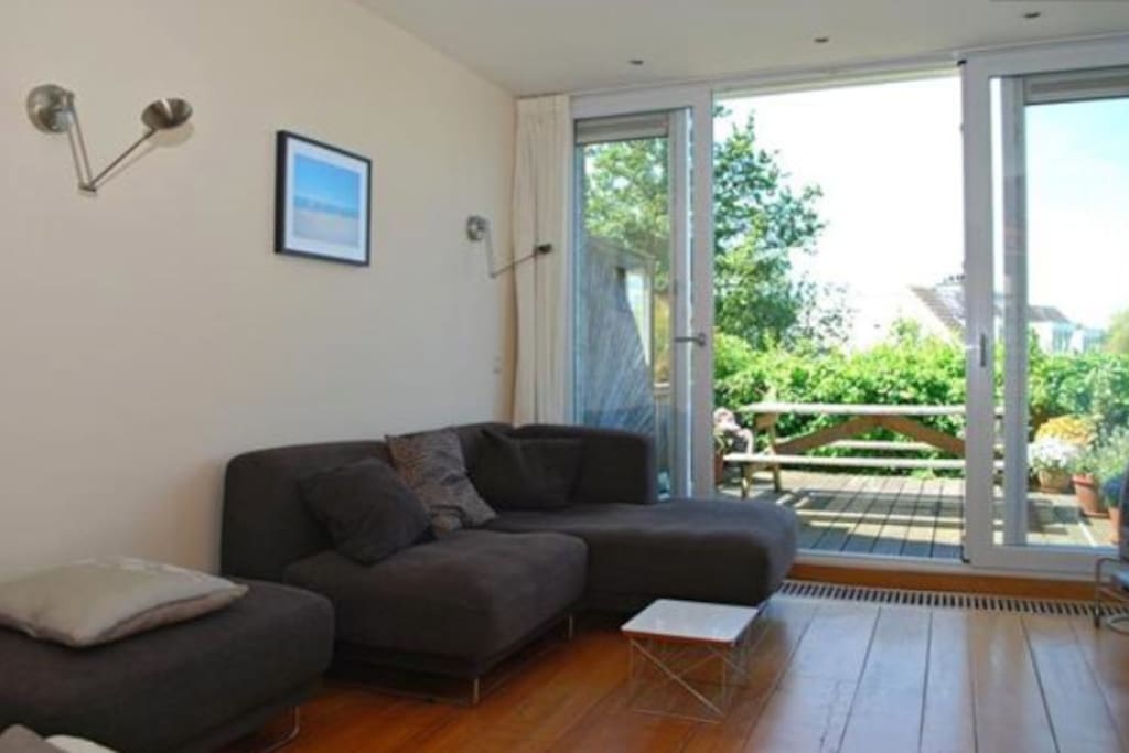 @1 Just relax: living room and rear terrace / Salon+Terrasse / Soggiorno+terrazze / Sala de estar+terraza