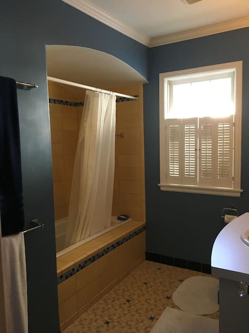 Full Bath, shower