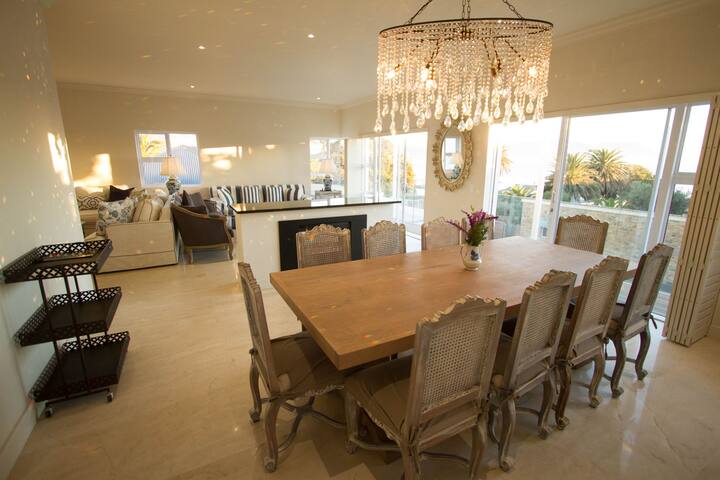 BayBlu House on Seaforth gallery image 2