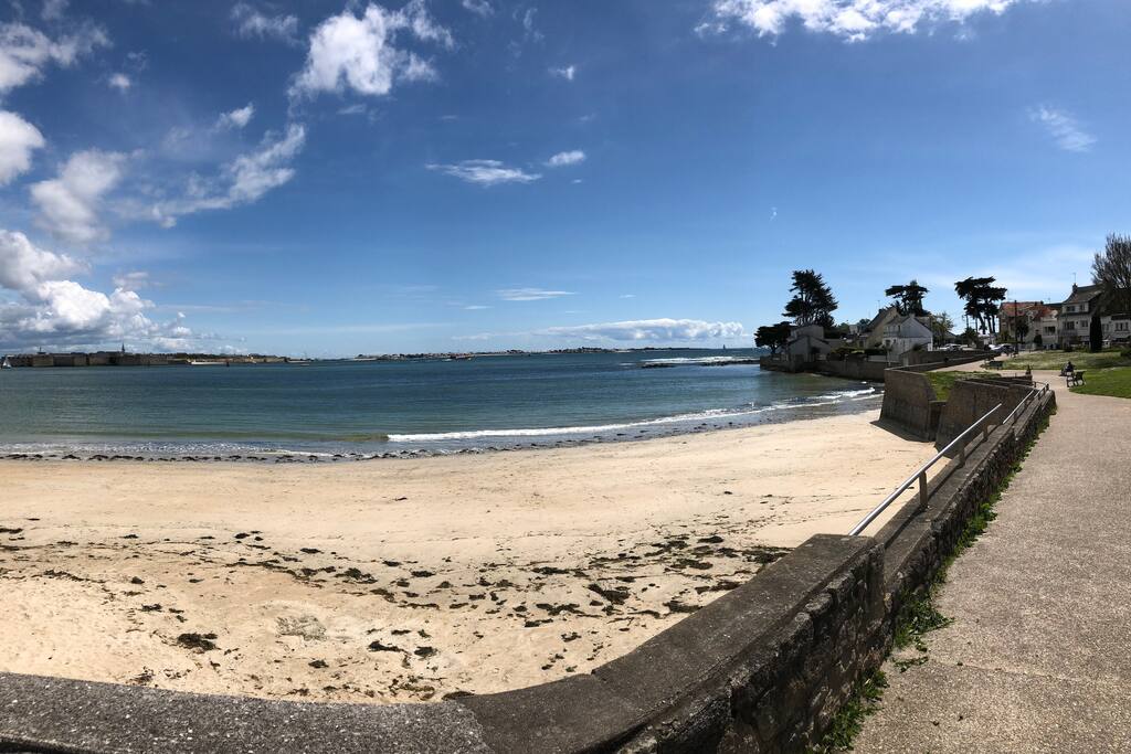 Devant l'appartement