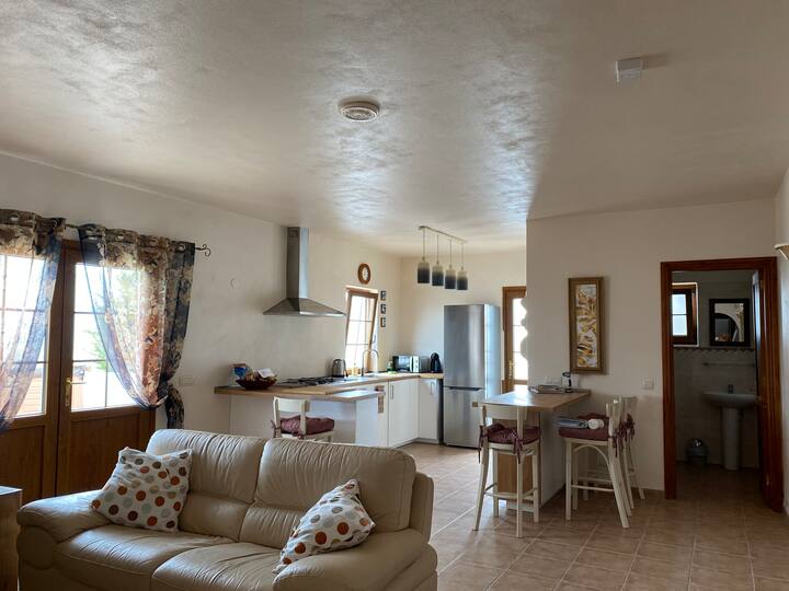 Casita Blanca Detached Vacation Rental Home - Lanzarote