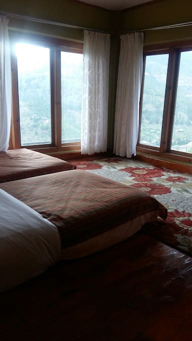 Japanese Theme_Room with Buddha view.