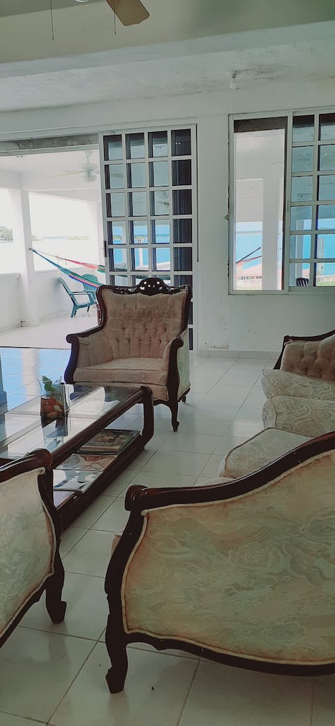 Popular Airbnb listing: "La Vista" house with lagoon and private dock in Bacalar