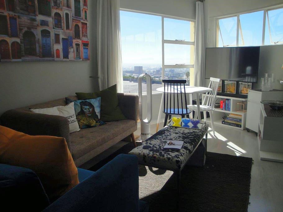 Lounge area with DSTV and WiFi