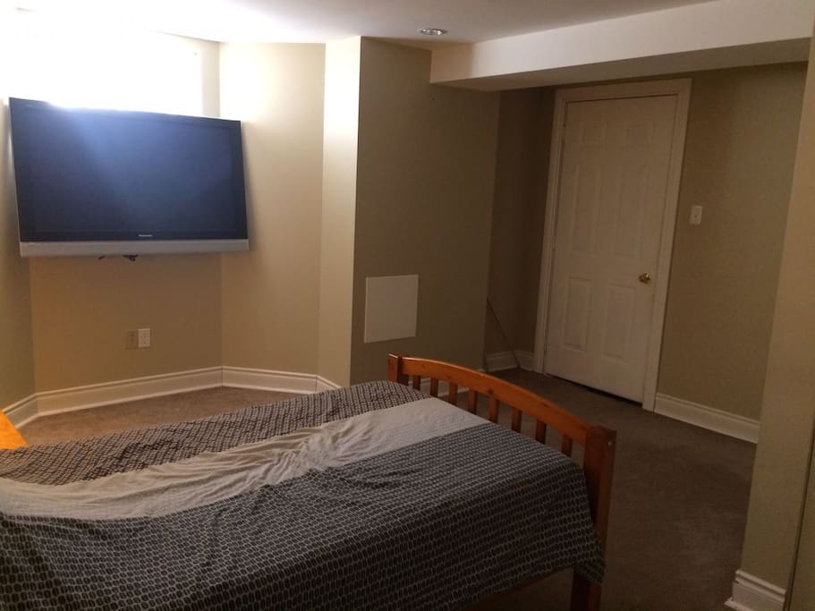 Bed Room Apartment Pickering Bed Room Apartment Pickering