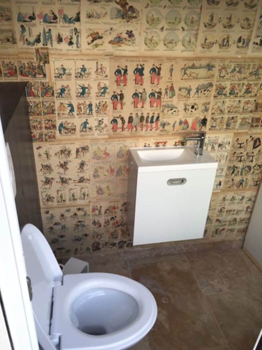 Toilettes (vue mer)