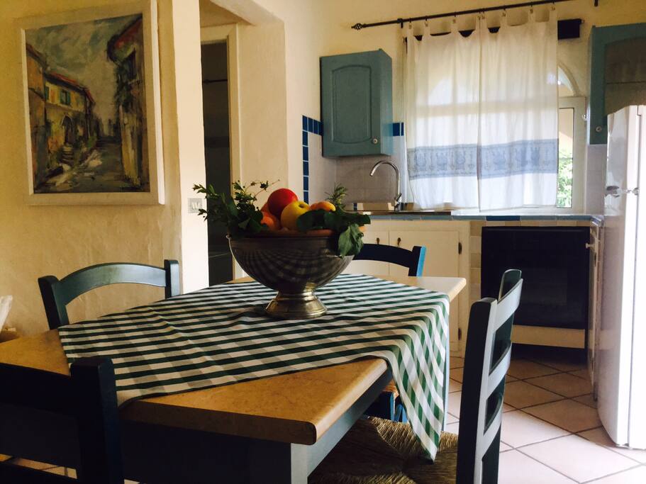 Soggiorno ed angolo cottura