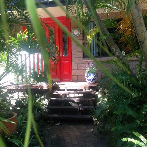 Large coastal home 8 minutes from the beach.