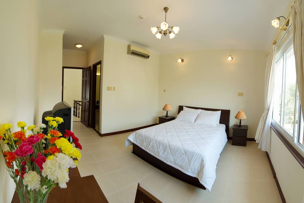 Bed room