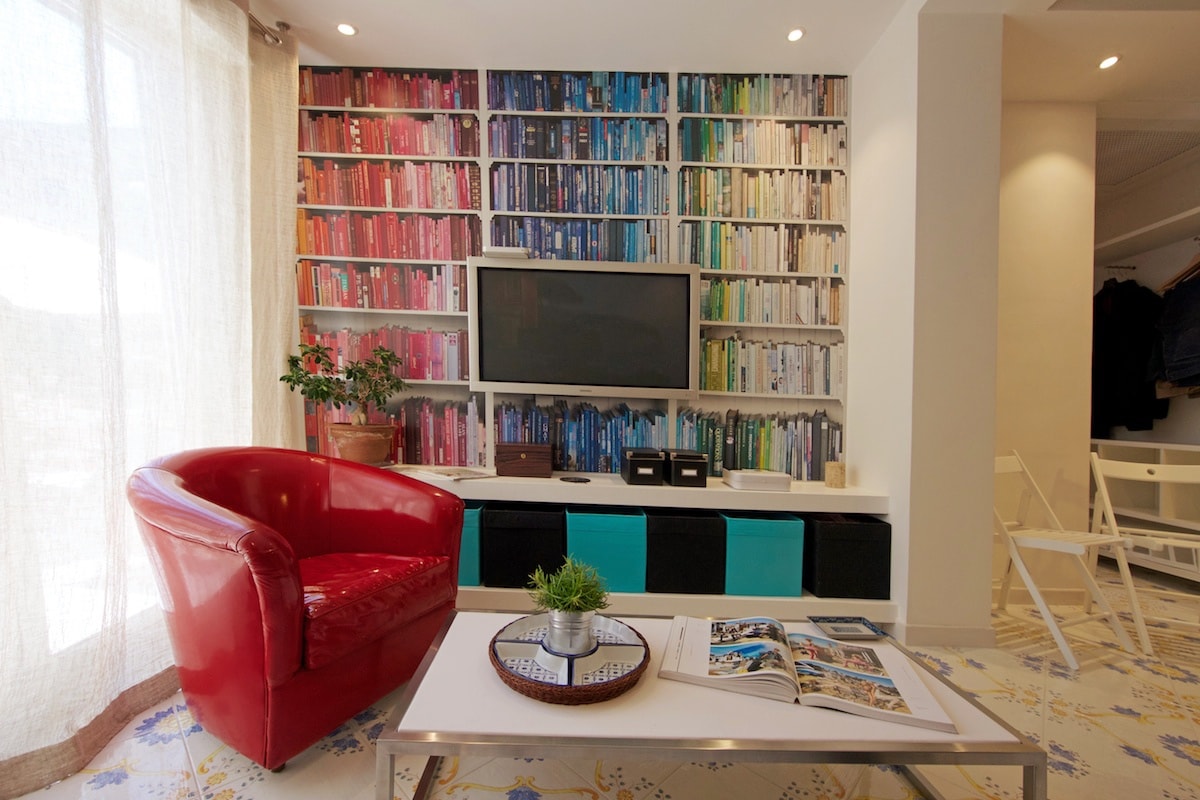 Successful Airbnb property: Central 3 BD 3 BT, 8 pp, terrace, private access in Sorrento