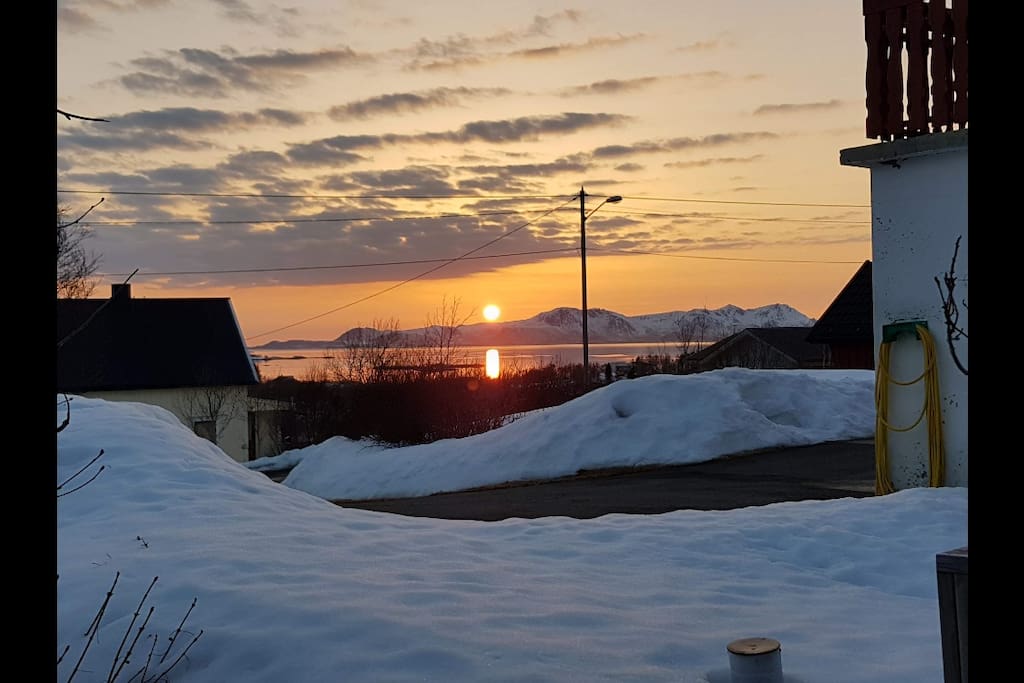Solnedgang fra huset