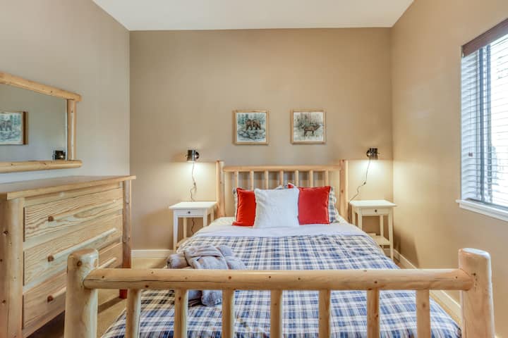 Спалня с двойно легло 5