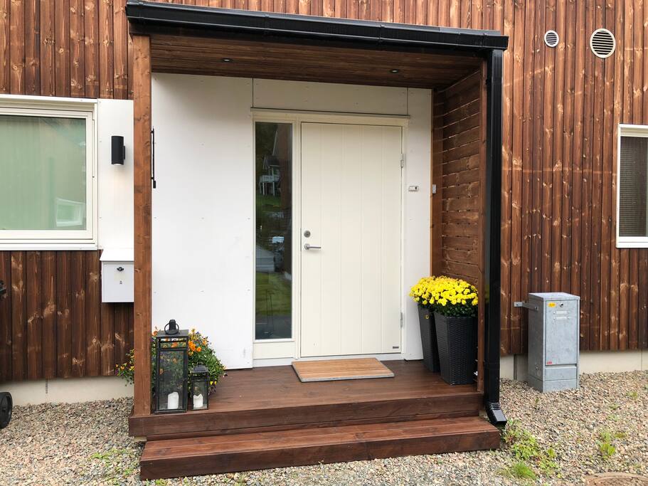 Welcome in!