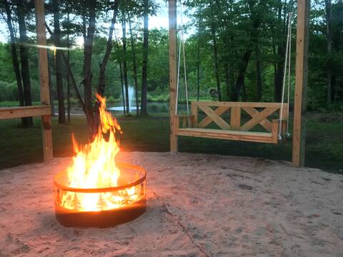Pine Creek Cove 3 Bed 20 ac. Pond/Creek & Trails