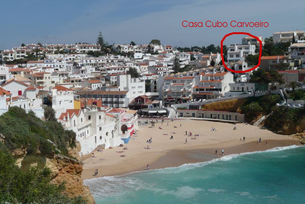 Casa Cubo über dem Strand Praia do Carvoeiro - Casa Cubo above Praia do Carvoeiro beach - Casa Cubo sobre la playa Praia do Carvoeiro - Casa Cubo au-dessus de la plage Praia do Carvoeiro