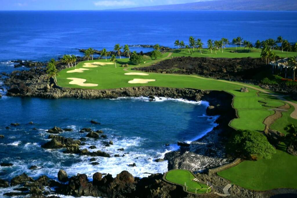Hawaii's premier golf courses!