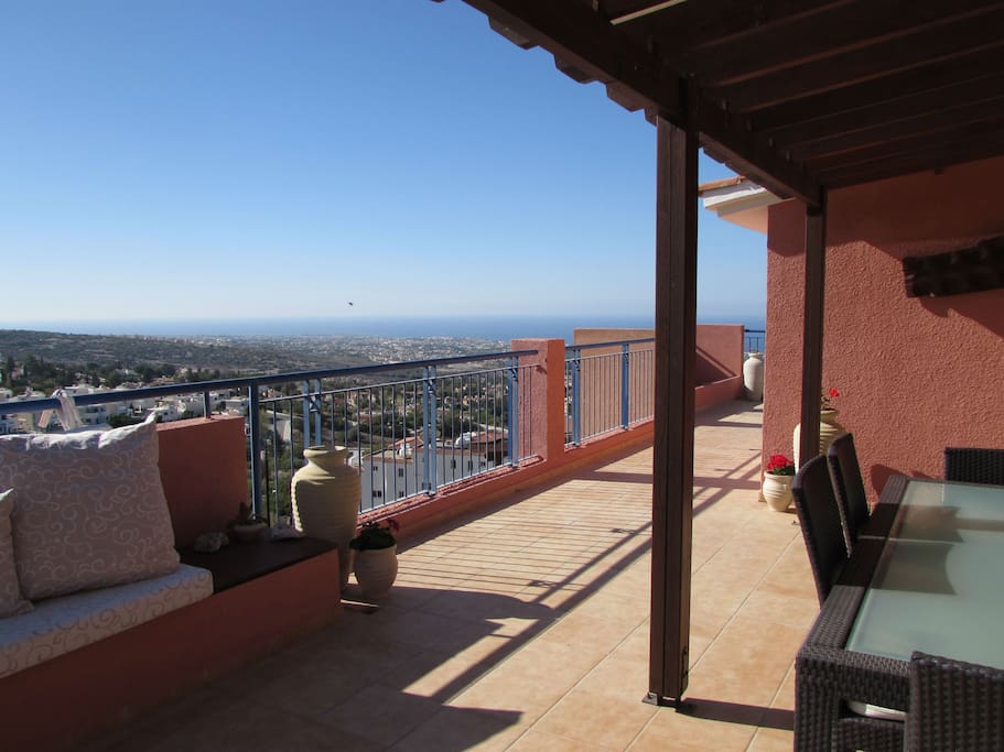 Terrace facing south