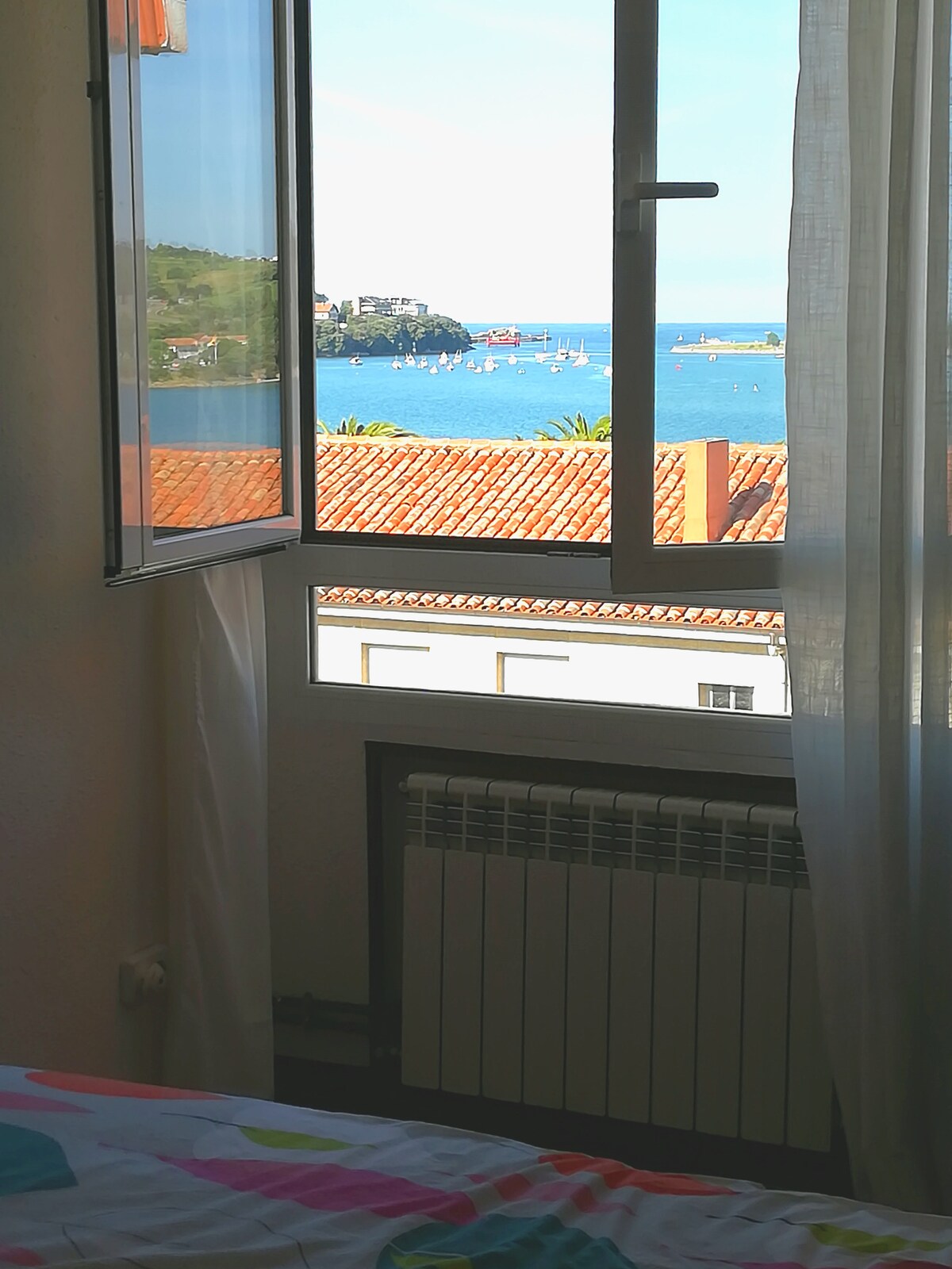 נוף מחדר השינה