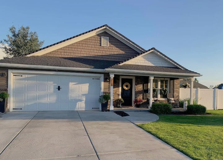 Современный загородный дом. Гринфилд дом миллера. Dom id. Dom id. Dom id.