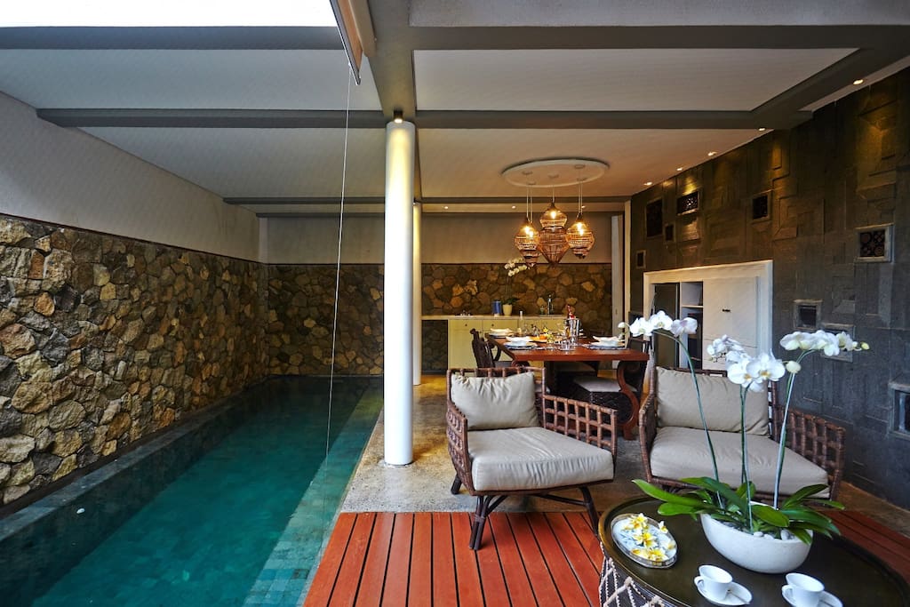 Living Room & Pool