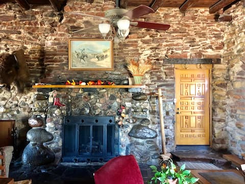 1926 Historic Dude Ranch Stone Lodge Home