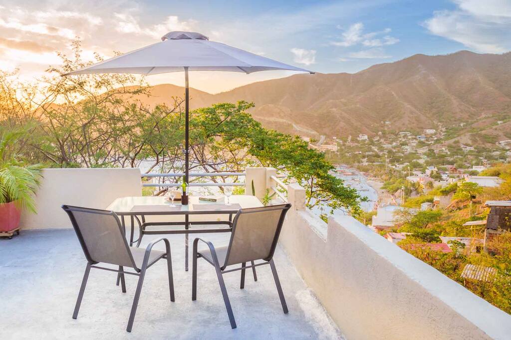 Vista al atardecer desde la Terraza