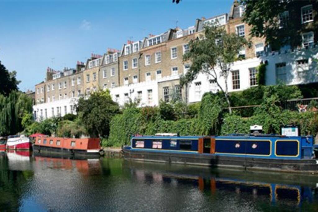 Short walk to the Canals